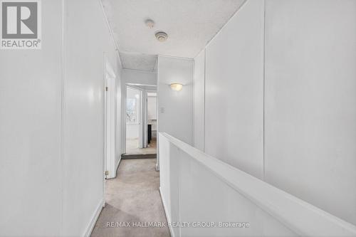423 Arlington Avenue, Ottawa, ON - Indoor Photo Showing Other Room