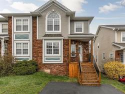 27 Fleetview Drive  Halifax, NS B3M 4W1