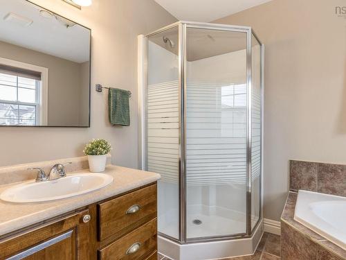 27 Fleetview Drive, Halifax, NS 