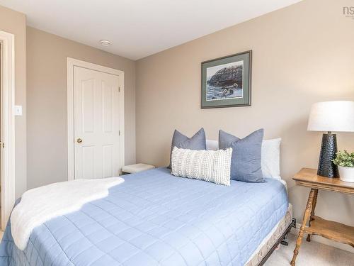 27 Fleetview Drive, Halifax, NS 