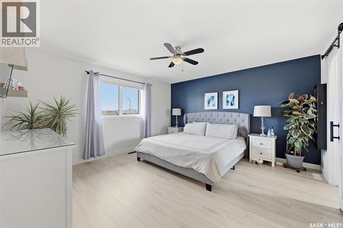 402 Crystal Bay, Warman, SK - Indoor Photo Showing Bedroom