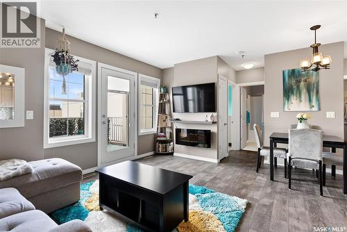 311 1715 Badham Boulevard, Regina, SK - Indoor Photo Showing Living Room