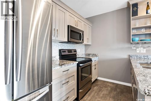 311 1715 Badham Boulevard, Regina, SK - Indoor Photo Showing Kitchen With Upgraded Kitchen