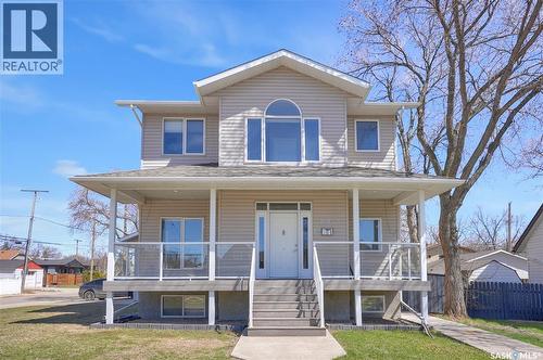 1095 6th AVENUE NW  Moose Jaw, SK S6H 4A5