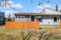 383 FINES DRIVE  Regina, SK S4N 5T3