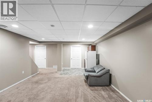 383 Fines Drive, Regina, SK - Indoor