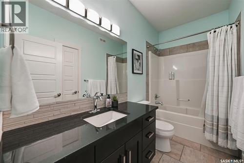 407 Silver Birch Lane, Warman, SK - Indoor Photo Showing Bathroom