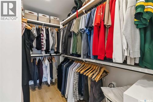 1405 12Th Street E, Saskatoon, SK - Indoor With Storage