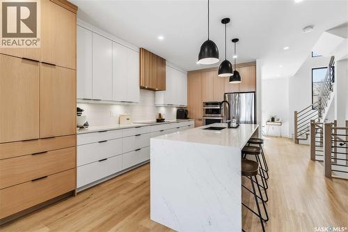 1405 12Th Street E, Saskatoon, SK - Indoor Photo Showing Kitchen With Upgraded Kitchen