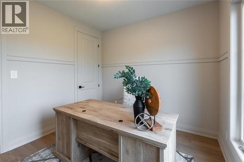 103 Sutherland Drive, St Clair, ON - Indoor Photo Showing Other Room