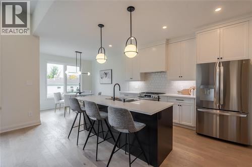 103 Sutherland Drive, St Clair, ON - Indoor Photo Showing Kitchen With Upgraded Kitchen