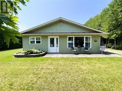 29 Sidney Lane Mindemoya, ON P0P 1S0