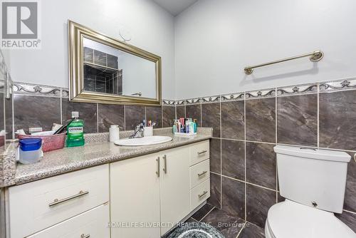 7816 Priory Crescent, Mississauga, ON - Indoor Photo Showing Bathroom