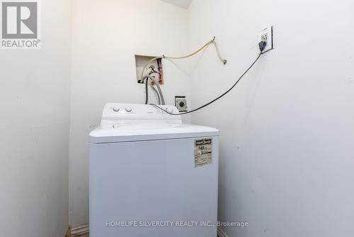 7816 Priory Crescent, Mississauga, ON -  Photo Showing Laundry Room