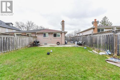 7816 Priory Crescent, Mississauga, ON - Outdoor