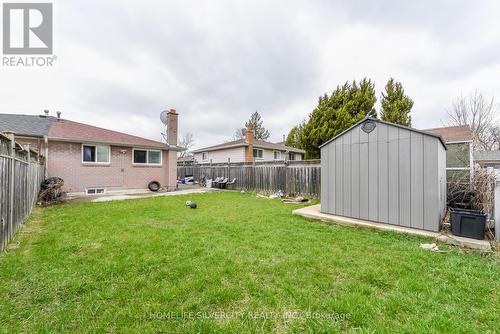 7816 Priory Crescent, Mississauga, ON - Outdoor