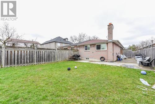 7816 Priory Crescent, Mississauga, ON - Outdoor