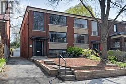 LOWER - 315A INDIAN GROVE  Toronto, ON M6P 2H6