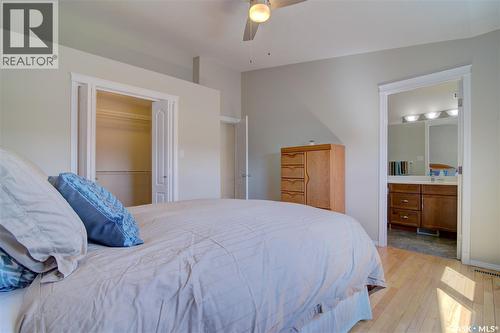 3023 Cranbourn Crescent, Regina, SK - Indoor Photo Showing Bedroom