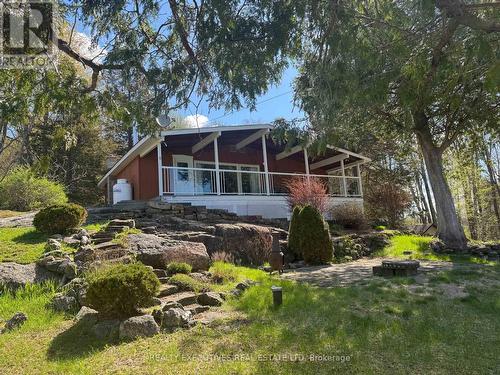 5 LAKE SHORE DRIVE E  Rideau Lakes, ON K0E 1G0