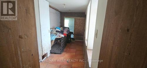 6536 5Th Side Road, Essa, ON - Indoor