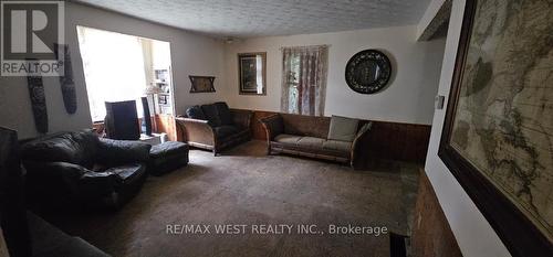 6536 5Th Side Road, Essa, ON - Indoor