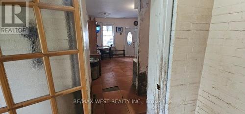6536 5Th Side Road, Essa, ON - Indoor