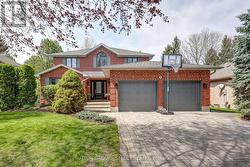 94 CARRIAGE HILL DRIVE  London North (North G), ON N5X 3W9