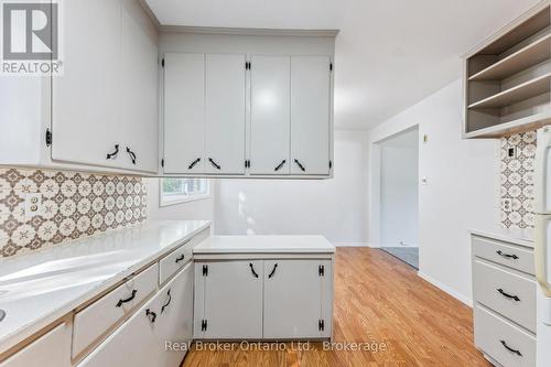 499 Krug Street, Kitchener, ON - Indoor Photo Showing Kitchen