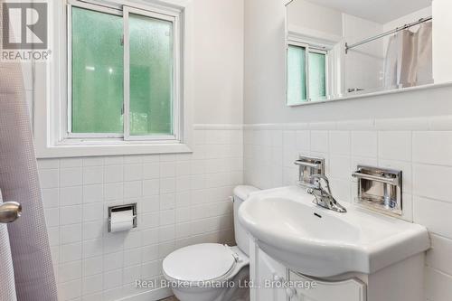 499 Krug Street, Kitchener, ON - Indoor Photo Showing Bathroom