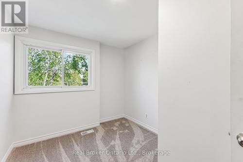 499 Krug Street, Kitchener, ON - Indoor Photo Showing Other Room