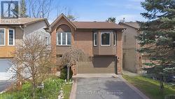 4 HACKETT STREET  Ottawa, ON K1V 0P8