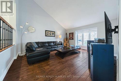 96 ROYAL PALM DRIVE  Brampton, ON L6Z 1P7