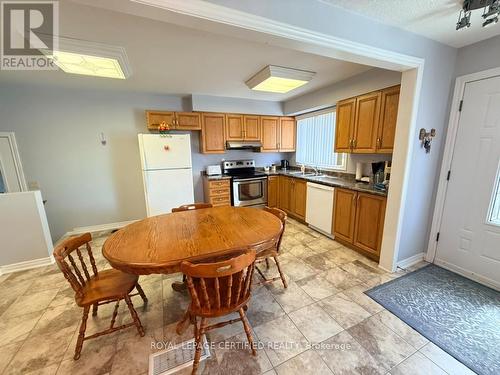 36 Watson Crescent, Brampton, ON - Indoor