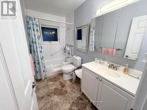 36 Watson Crescent, Brampton, ON - Indoor Photo Showing Bathroom