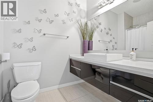 710 Sauer Crescent, Saskatoon, SK - Indoor Photo Showing Bathroom