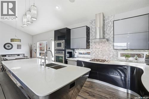 710 Sauer Crescent, Saskatoon, SK - Indoor Photo Showing Kitchen With Double Sink With Upgraded Kitchen
