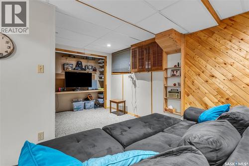 1534 9Th Avenue N, Saskatoon, SK - Indoor