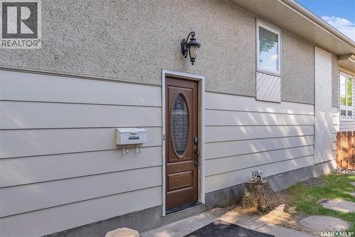 1534 9Th Avenue N, Saskatoon, SK - Outdoor With Exterior