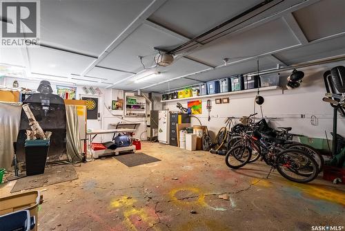 1534 9Th Avenue N, Saskatoon, SK - Indoor Photo Showing Garage