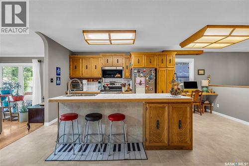1534 9Th Avenue N, Saskatoon, SK - Indoor Photo Showing Kitchen
