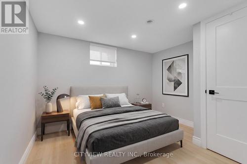 76 Stapleton Avenue, Hamilton, ON - Indoor Photo Showing Bedroom