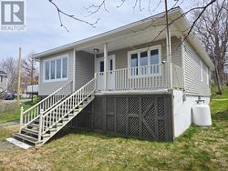 11 Rich's Place Conception Bay South, NL A1W 5E7