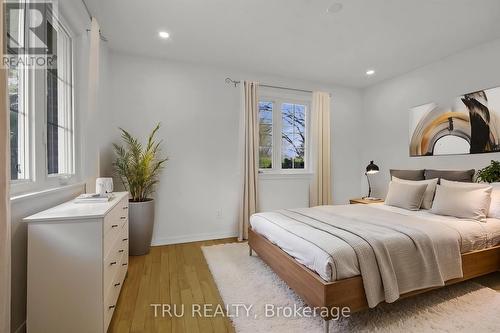 7038 Shields Drive, Ottawa, ON - Indoor Photo Showing Bedroom