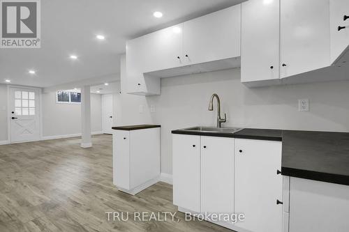 7038 Shields Drive, Ottawa, ON - Indoor Photo Showing Kitchen