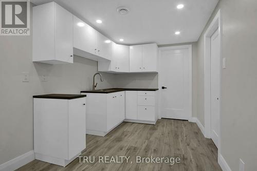 7038 Shields Drive, Ottawa, ON - Indoor Photo Showing Kitchen