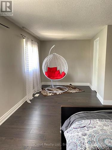 2776 Lindholm Crescent, Mississauga, ON - Indoor Photo Showing Other Room
