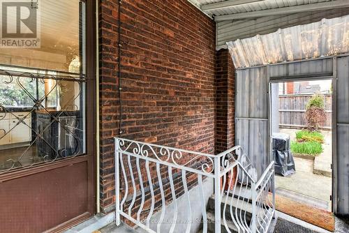 181 Simcoe Street E, Hamilton, ON -  With Exterior