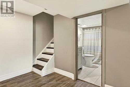 181 Simcoe Street E, Hamilton, ON - Indoor Photo Showing Other Room