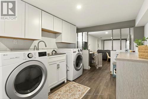 181 Simcoe Street E, Hamilton, ON - Indoor Photo Showing Laundry Room